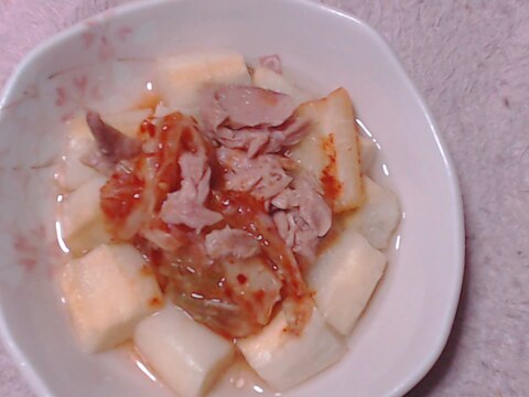 ツナと麩の韓国風キムチスープ